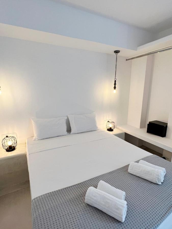 White Lily Suites & Lofts - Adults Only 16 Plus Perivolos  Buitenkant foto